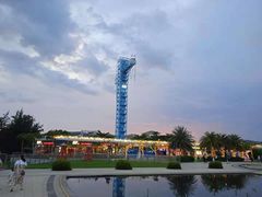 -亚龙湾中心广场