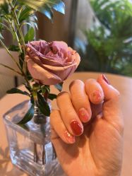 -悦指间美甲美睫