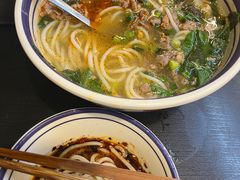 -云阿蛮云南生烫牛肉米线(奉贤路店)