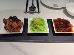 -滩外滩·本帮江浙菜(新天地店)