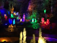 -泰安地下龙宫景区