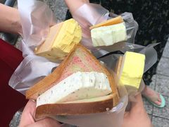 -詹爷爷乌节路街头冰淇淋