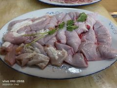 猪生肠-华哥新鲜猪精品美食