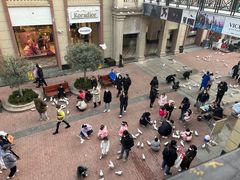 -王府井奥莱临潼小镇(临潼店)