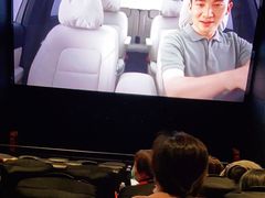 -理想汽车(世纪汇店)