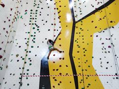 -问山MountQuest攀岩馆