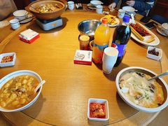 -小洞天柴火土菜馆