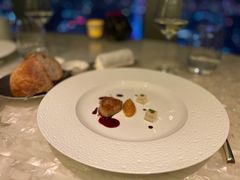 香煎鹅肝-广州四季酒店·佰鲜汇·现代法餐