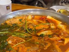 -喇喇排骨火锅·传统韩式脊骨汤(望京西园总店)