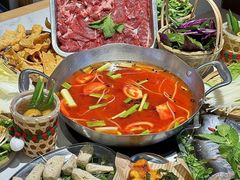 -王奋斗贵州酸汤牛肉火锅