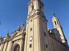 -皮拉尔圣母圣殿主教座堂