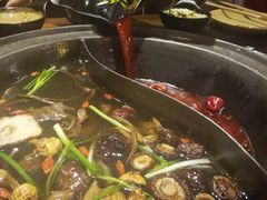 菌汤牛油火锅底料-唇辣号重庆老火锅(石担路店)