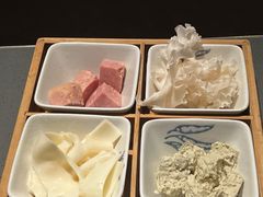 -巴奴毛肚火锅(悠唐购物中心店)