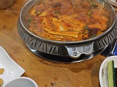 -喇喇排骨火锅·传统韩式脊骨汤(望京西园总店)