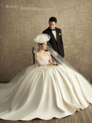 -雪中彩影婚纱摄影·微光艺术中心