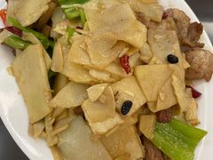 竹笋炒肉-姑婆山森林酒店