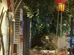 -鱼满舱·鲜活海鲜·正宗鲁菜