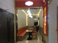 -白玉兰食品甜凤店(合生汇店)