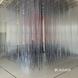 可以好好看看建筑看看展，赏赏花望望江