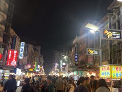 -六合夜市