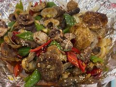 -一口猪海鲜浑锅·东北家常菜