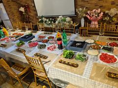 -玩坞轰趴馆·户外团建聚会主题生日派对馆(世豪广场店)