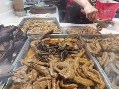 -王浩儿纪六孃甜皮鸭(乐山总店)
