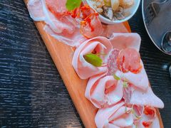 -wineapp葡萄酒餐吧(外滩金融中心店)