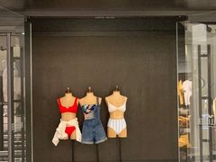 -Hollister(广州天环广场店)