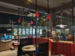 大堂-德盛缘大块肉烧烤(东关路店)