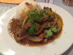 -Lanterns Vietnamese Restaurant
