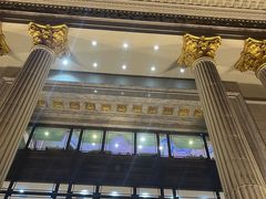 -碧中海汤泉汗蒸酒店