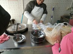 -荣巷小馄饨(荣巷店)