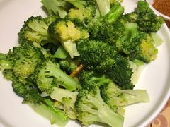 清炒西兰花-意满花千醉(金茂览秀城店)