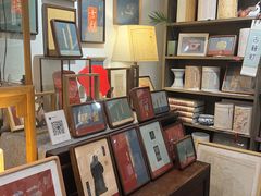 -邊城書店