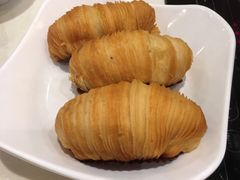 榴莲千丝酥-稻香酒家·34年老字号·港式粤菜(汉街店)