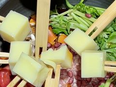 -黔有有贵州酸汤夺夺粉火锅(五味十字店)