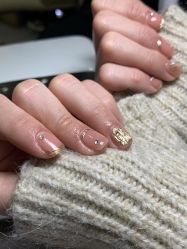 -阿噶西美甲美睫