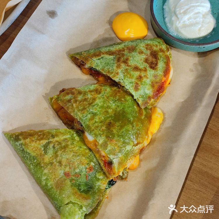 海昌不夜城C位精酿酒馆给你个难忘的夜🌛  