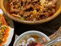 盐帮水煮牛肉-懒人盐府人家·自贡大麻鱼(安贞店)
