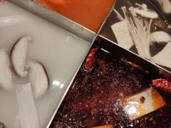 经典四品锅-彤德莱火锅(果园路店)