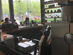 -星巴克臻选(济南恒隆店)