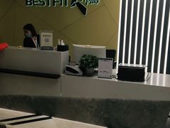 -贝菲特游泳健身(徐泾店)