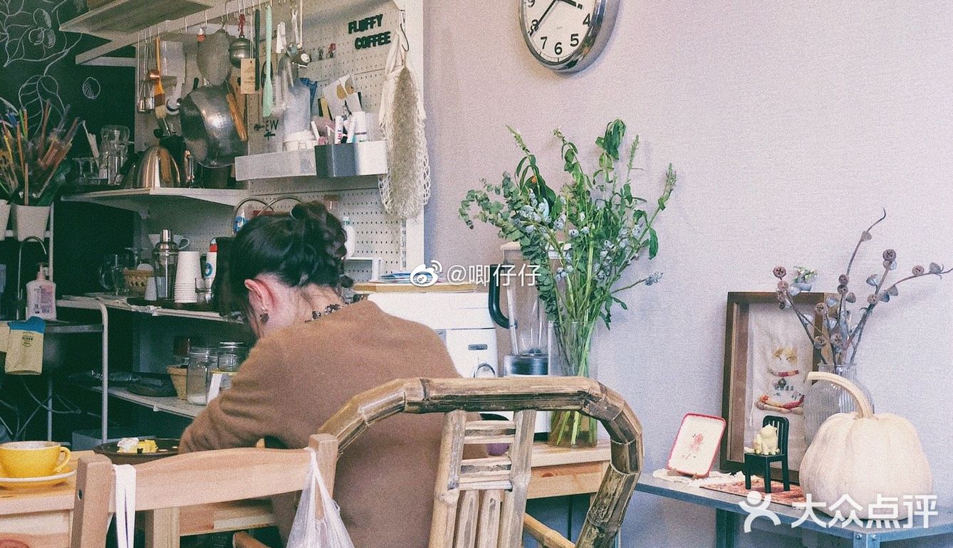 一杯Dirty 一杯抹茶拿铁 一份香蕉核桃磅蛋糕