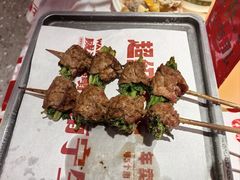 -威记烧嘢·南宁烧烤·超级生牛(绿地店)