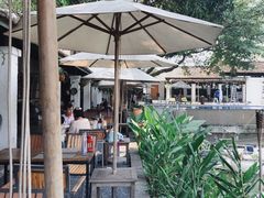-喜洲吧·江畔老船厂·庭院餐厅(喜临院店)