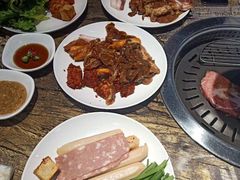 -33韩式自助烧烤(环城南路店)