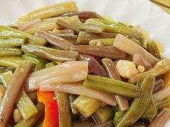 炒莲花梗-龙记烤鸭店(新民路店)