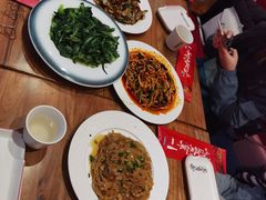 -小俩口烧烤东北菜(双井店)