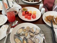 -南湖名都·景湖轩全日制餐厅·海鲜自助·东南亚风味·临湖而食